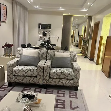 شقة كبيرة عائلية Vip حي الوادي Riyadh Exterior photo